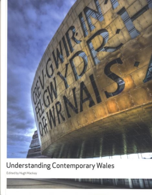 Understanding Contemporary Wales, Paperback / softback Book