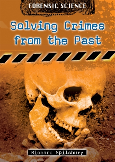 Solving Crimes from the Past, Hardback Book