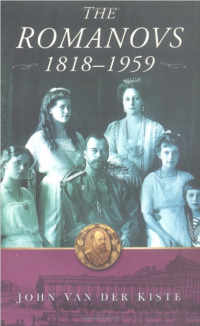 The Romanovs, Paperback / softback Book