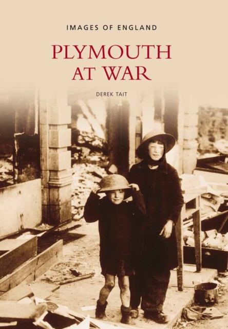 Plymouth at War, Paperback / softback Book