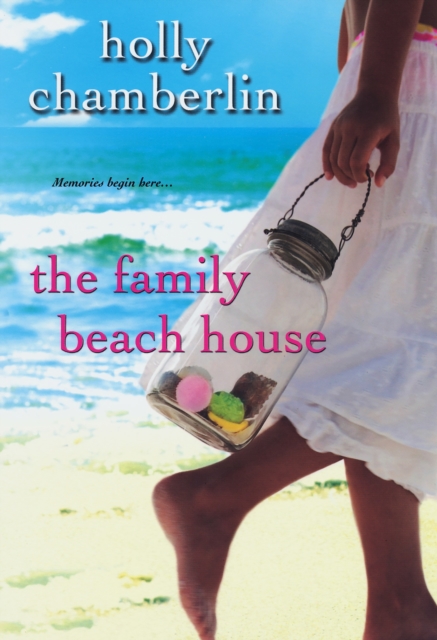 The Family Beach House, Paperback / softback Book