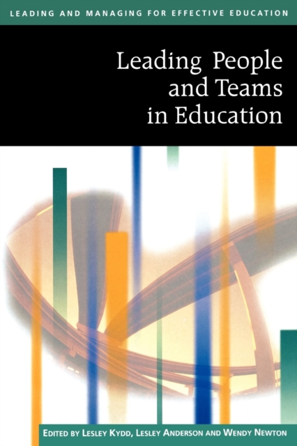 Leading People and Teams in Education, Paperback / softback Book
