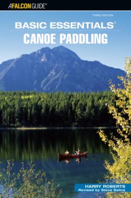 Basic Essentials (R) Canoe Paddling, Paperback / softback Book