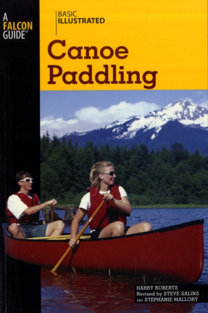Basic Illustrated Canoe Paddling, Paperback / softback Book