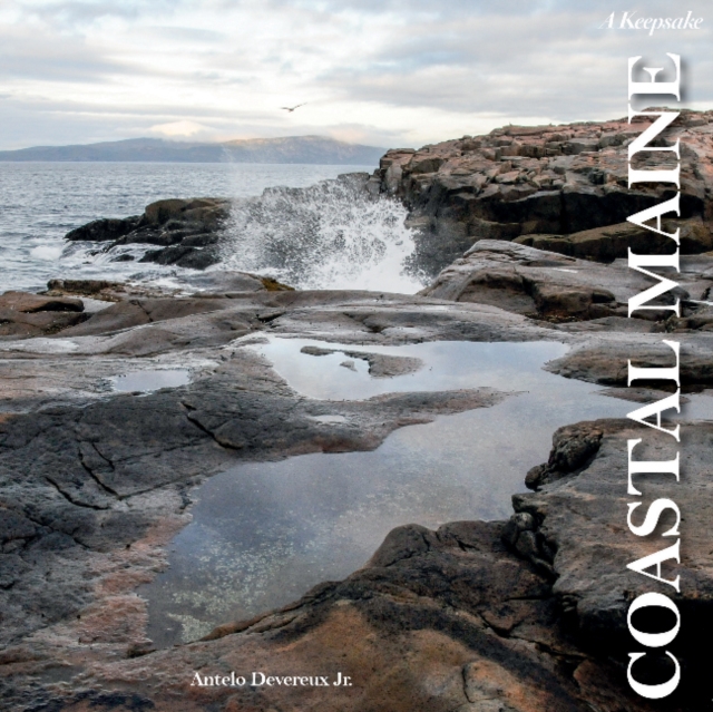 Coastal Maine : A Keepsake, Hardback Book