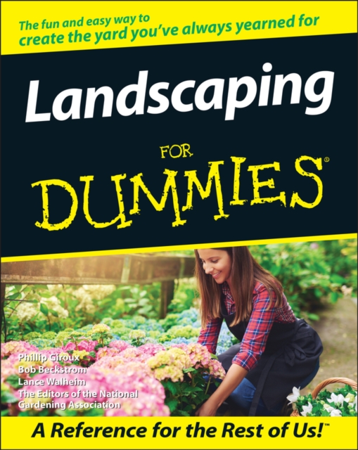 Landscaping For Dummies, Paperback / softback Book