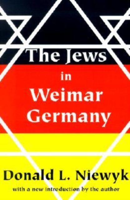 Jews in Weimar Germany, Paperback / softback Book