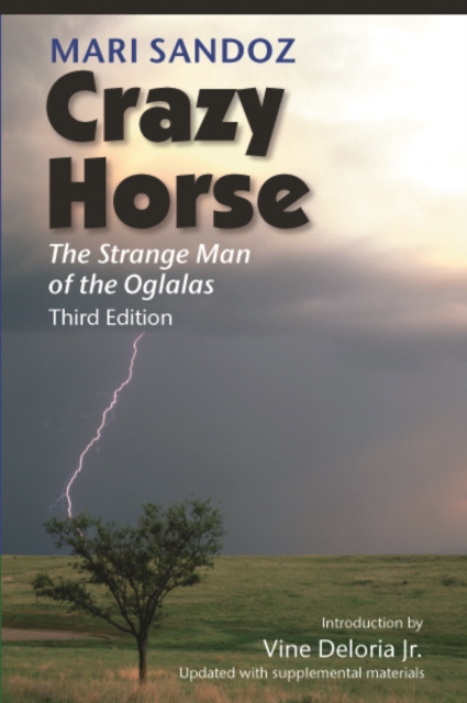 Crazy Horse : The Strange Man of the Oglalas, Paperback / softback Book