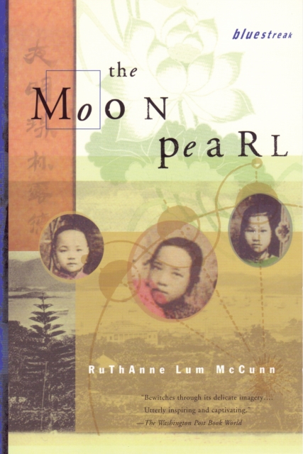 The Moon Pearl, Paperback / softback Book