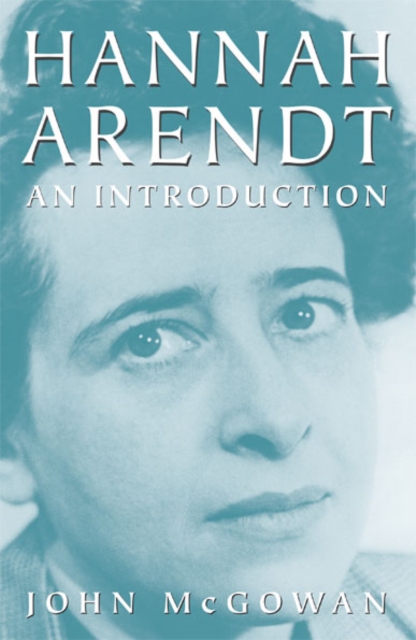 Hannah Arendt : An Introduction, Paperback / softback Book