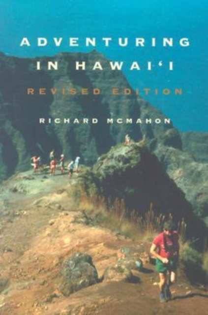 Adventuring in Hawaii, Paperback / softback Book