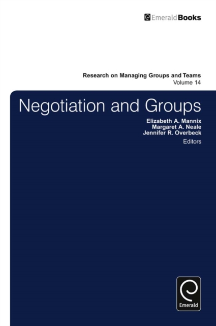 Negotiation in Groups, Hardback Book