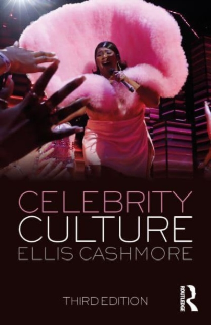 Celebrity Culture, Paperback / softback Book