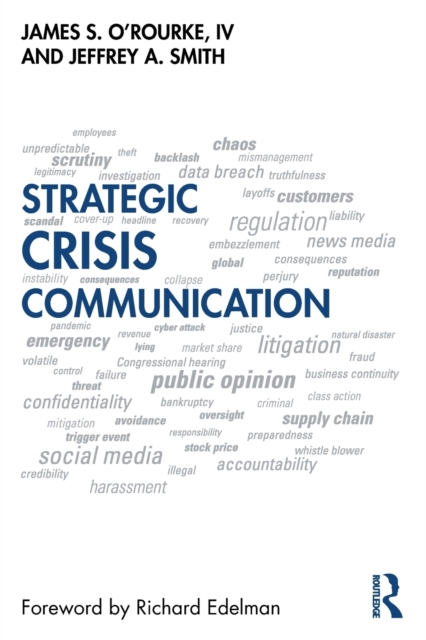 Strategic Crisis Communication, Paperback / softback Book