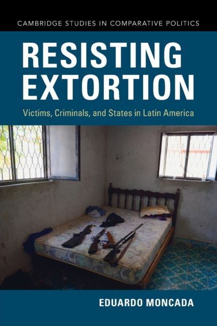 Resisting Extortion, Paperback / softback Book