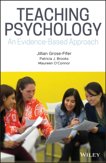 Teaching Psychology : An Evidence-Based Approach, Hardback Book