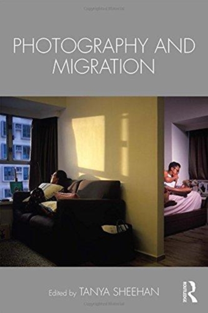 Photography and Migration, Paperback / softback Book