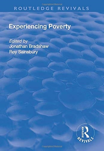 Experiencing Poverty, Paperback / softback Book