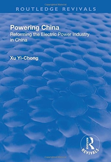 Powering China, Paperback / softback Book