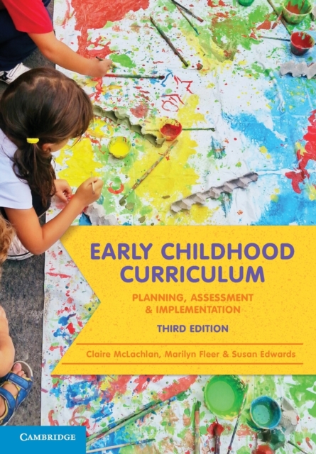 Early Childhood Curriculum : Planning, Assessment and Implementation, Paperback / softback Book