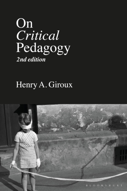 On Critical Pedagogy, Paperback / softback Book