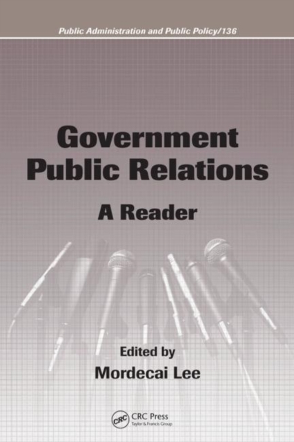 Government Public Relations : A Reader, Paperback / softback Book