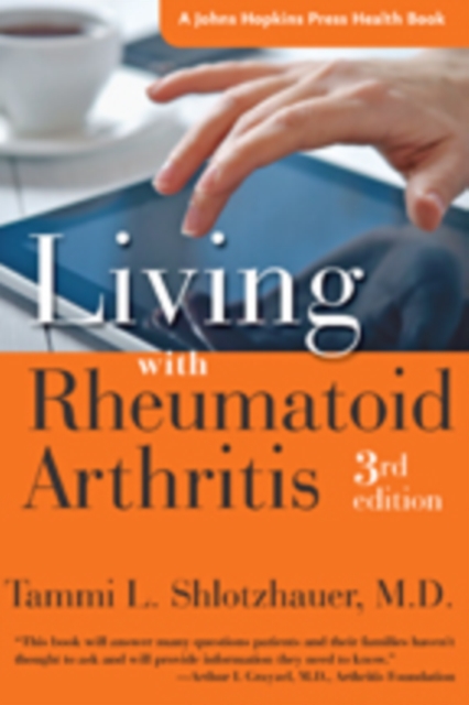 Living with Rheumatoid Arthritis, Hardback Book