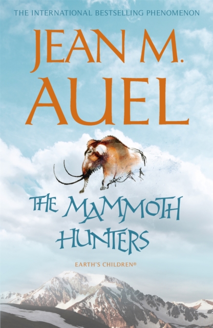 The Mammoth Hunters, Paperback / softback Book