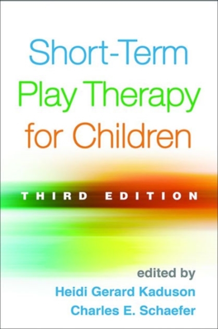 Short-Term Play Therapy for Children, Paperback / softback Book