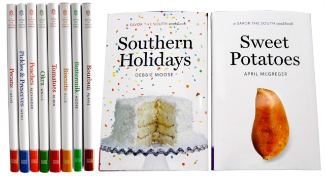 The Savor the South Cookbooks, 10 Volume Omnibus E-book : Includes Buttermilk, Pecans, Peaches, Tomatoes, Biscuits, Bourbon, Okra, PIckles and Preserves, Sweet Potatoes, and Southern Holidays, EPUB eBook