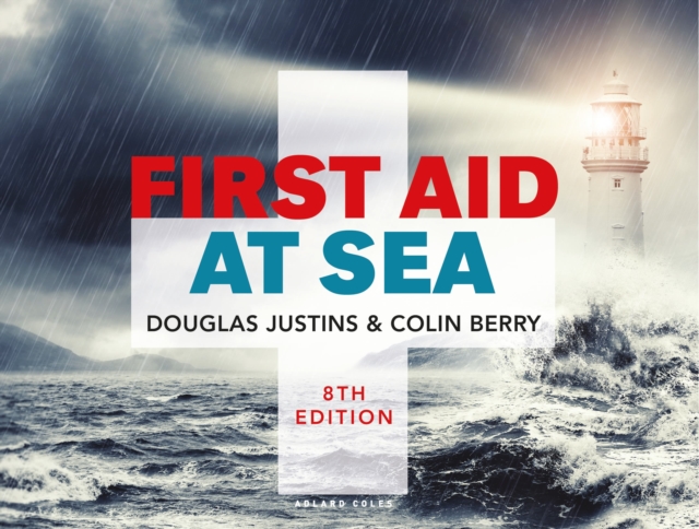 First Aid at Sea, Paperback / softback Book