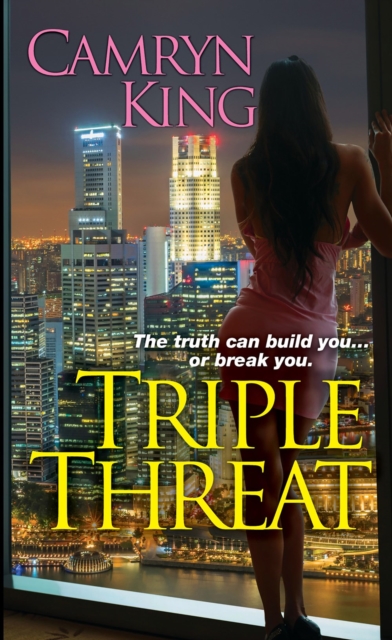 Triple Threat, Paperback / softback Book