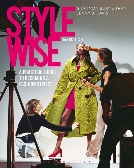 Style Wise : A Practical Guide to Becoming a Fashion Stylist - with STUDIO, PDF eBook