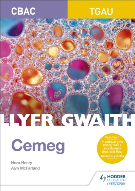WJEC GCSE Chemistry Workbook (Welsh Language Edition), Paperback / softback Book