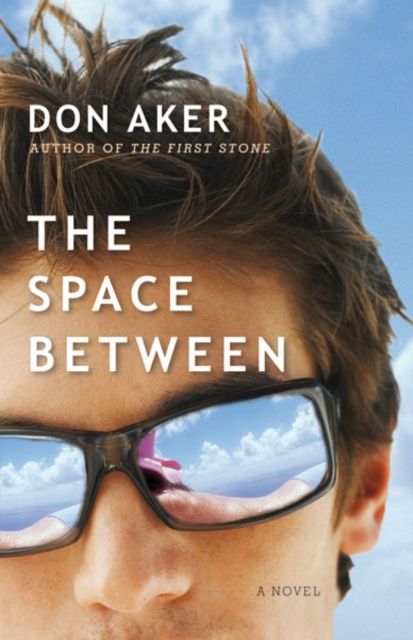 The Space Between, EPUB eBook