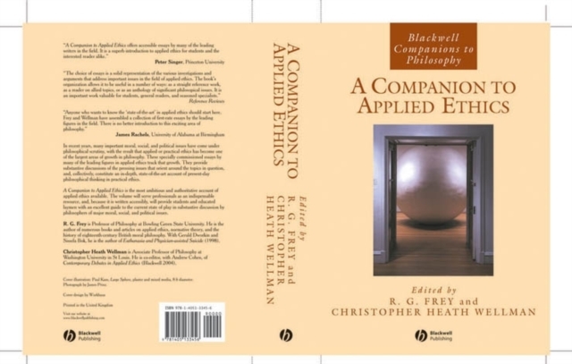 A Companion to Applied Ethics, Hardback Book