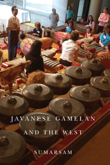 Javanese Gamelan and the West, Paperback / softback Book