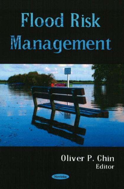 Flood Risk Management, Paperback / softback Book