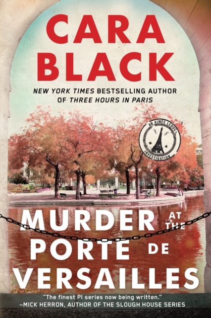 Murder At The Porte De Versailles, Paperback / softback Book