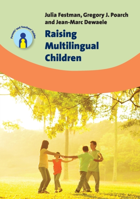 Raising Multilingual Children, Paperback / softback Book