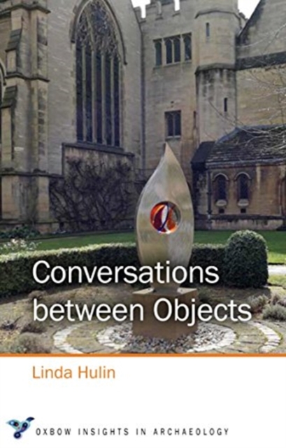 Conversations between Objects, Paperback / softback Book