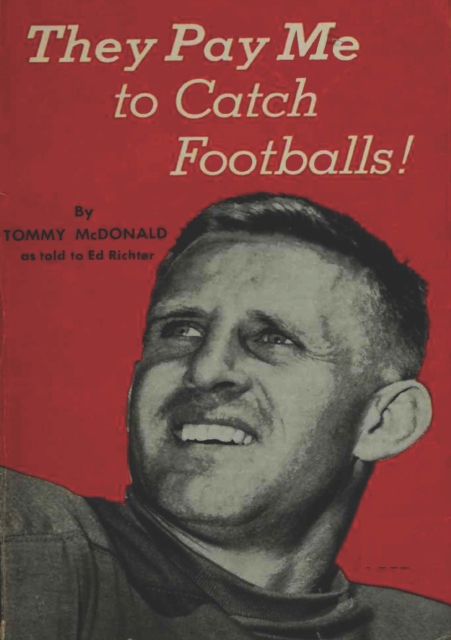 They Pay Me to Catch Footballs, EPUB eBook