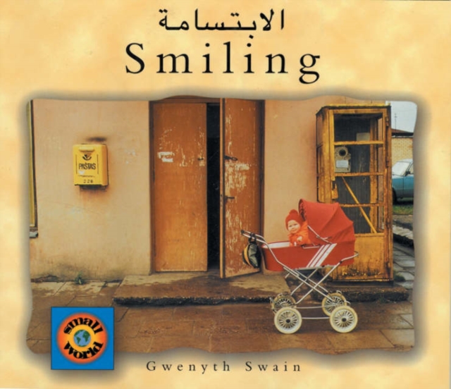 Smiling (English-Arabic), Paperback / softback Book