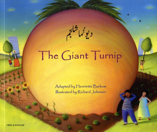 The Giant Turnip Urdu & English, Paperback / softback Book