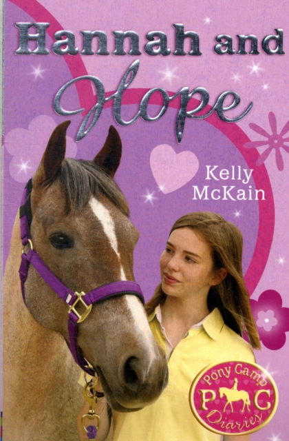 Hannah and Hope, Paperback / softback Book