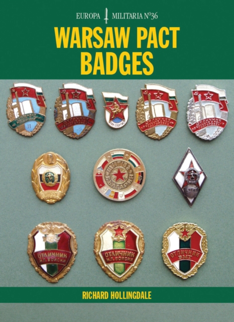 EM36 Warsaw Pact Badges : Europa Militaria Series, Paperback / softback Book
