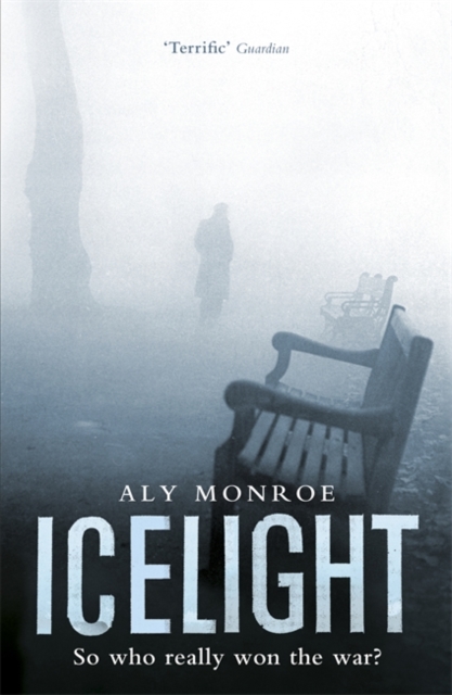 Icelight : Peter Cotton Thriller 3: Gripping espionage at its best, Paperback / softback Book