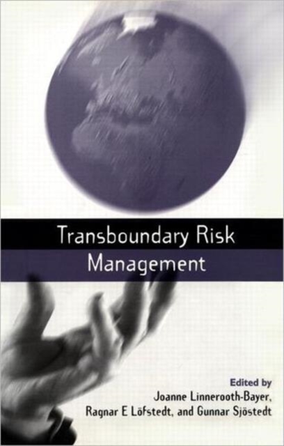 Transboundary Risk Management, Paperback / softback Book