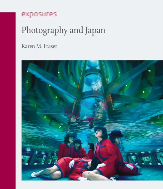 Photography and Japan, Paperback / softback Book