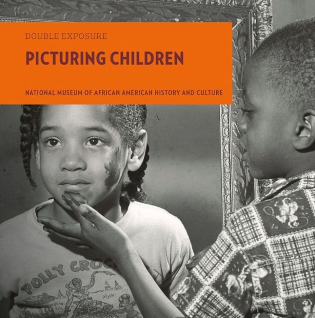 Double Exposure: Picturing Children, Paperback / softback Book